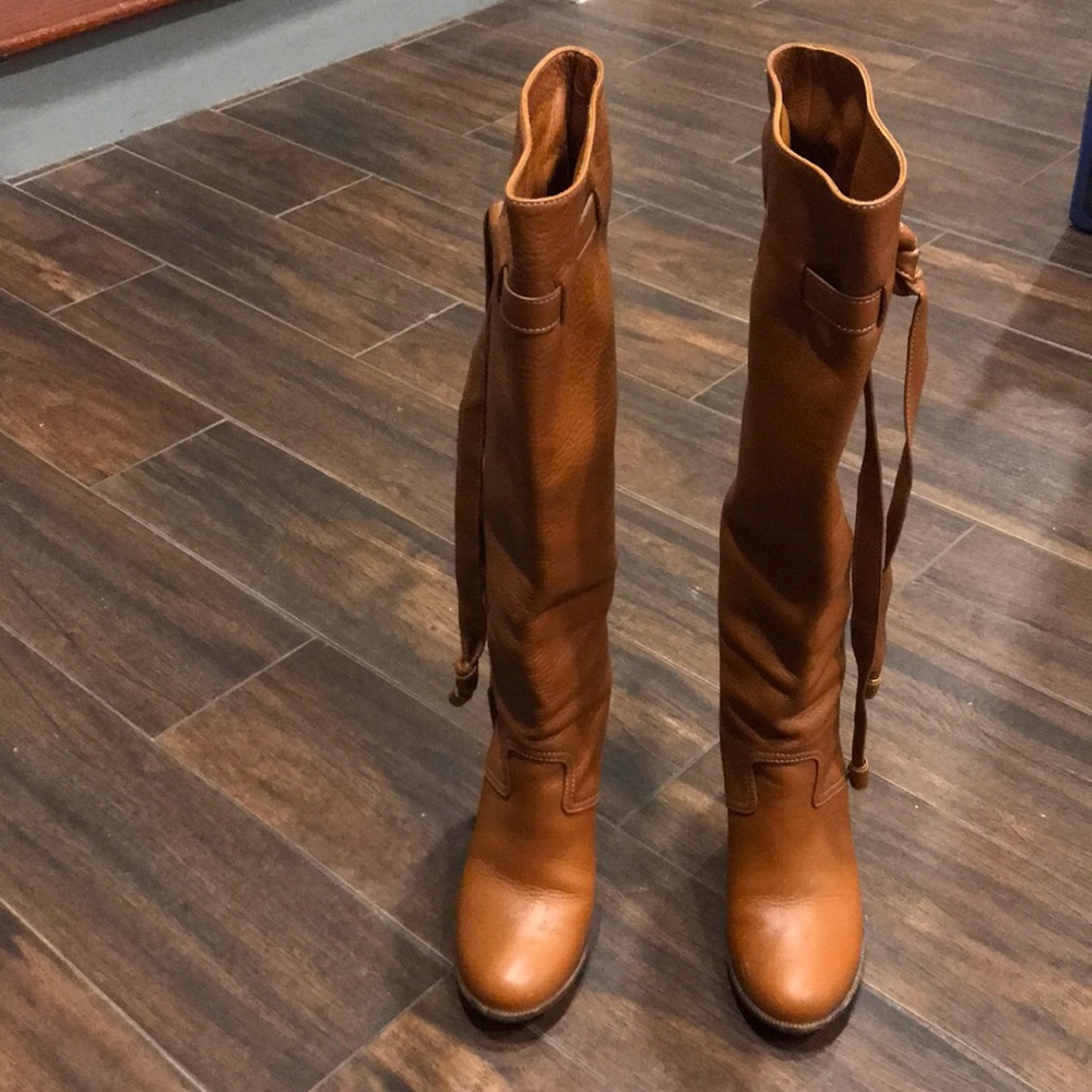 Chloè Leather Brown Boots